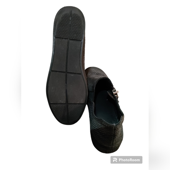 Stuart Weitzman Shoes - Picture 5 of 5